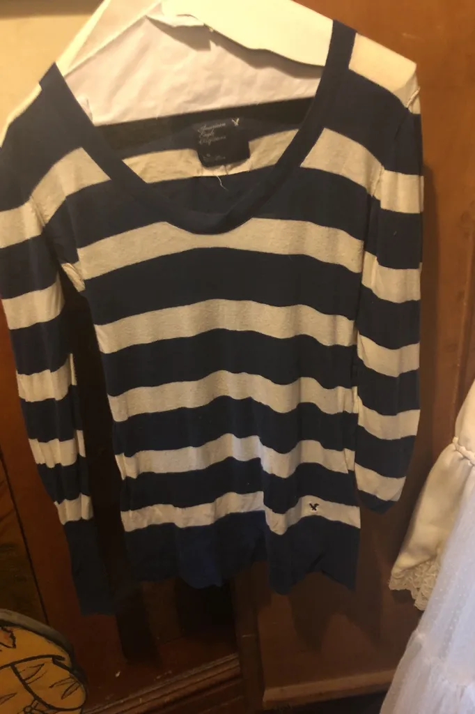 American eagle long sleeve T-shirt photo 1
