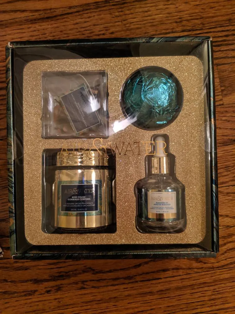 Bnib Gift Set photo 1