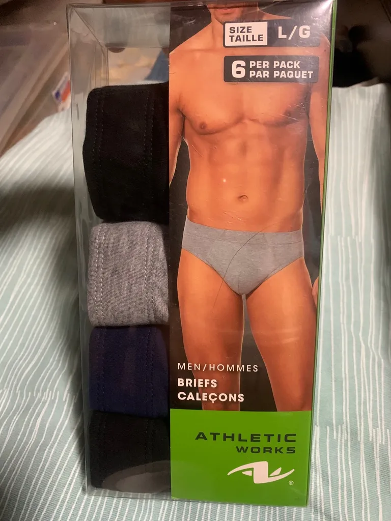 4 Mens 100% Cotton Briefs Athketic Works. Size L photo 1