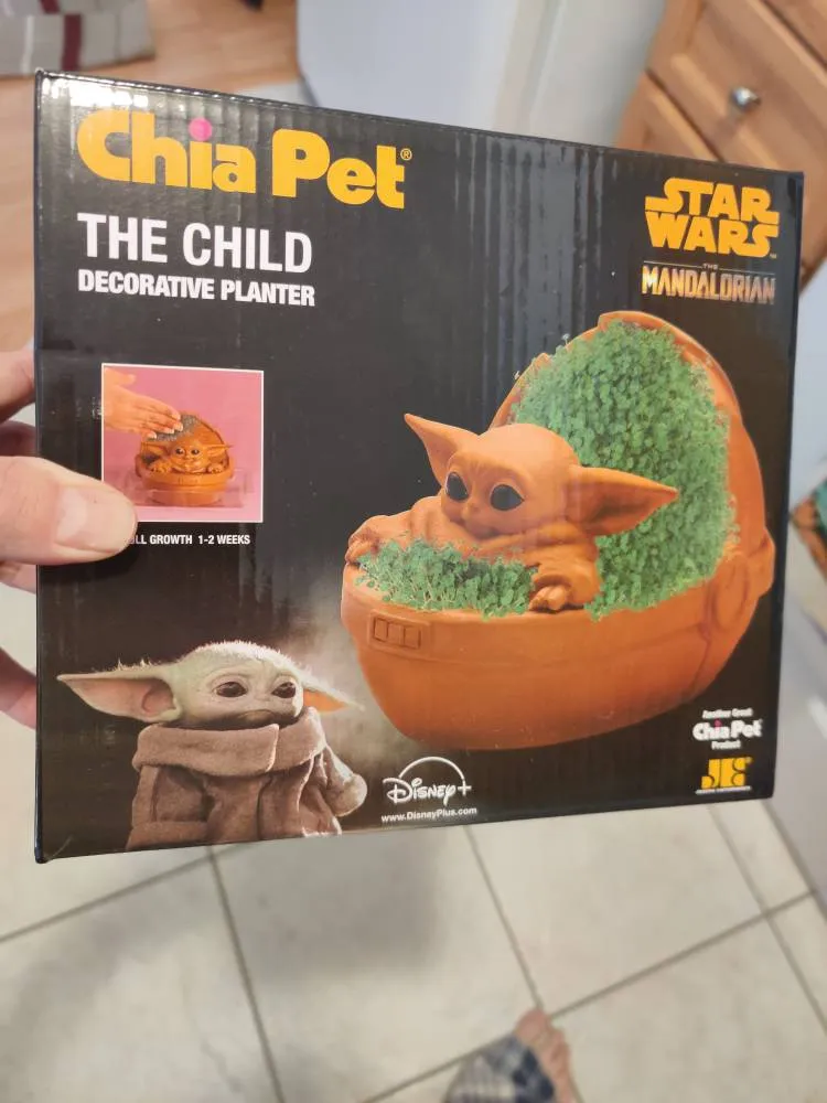 Baby Yoda Chia Pet photo 1