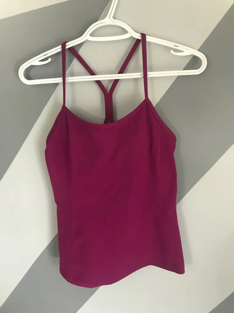 Under Armour Tank Top photo 1