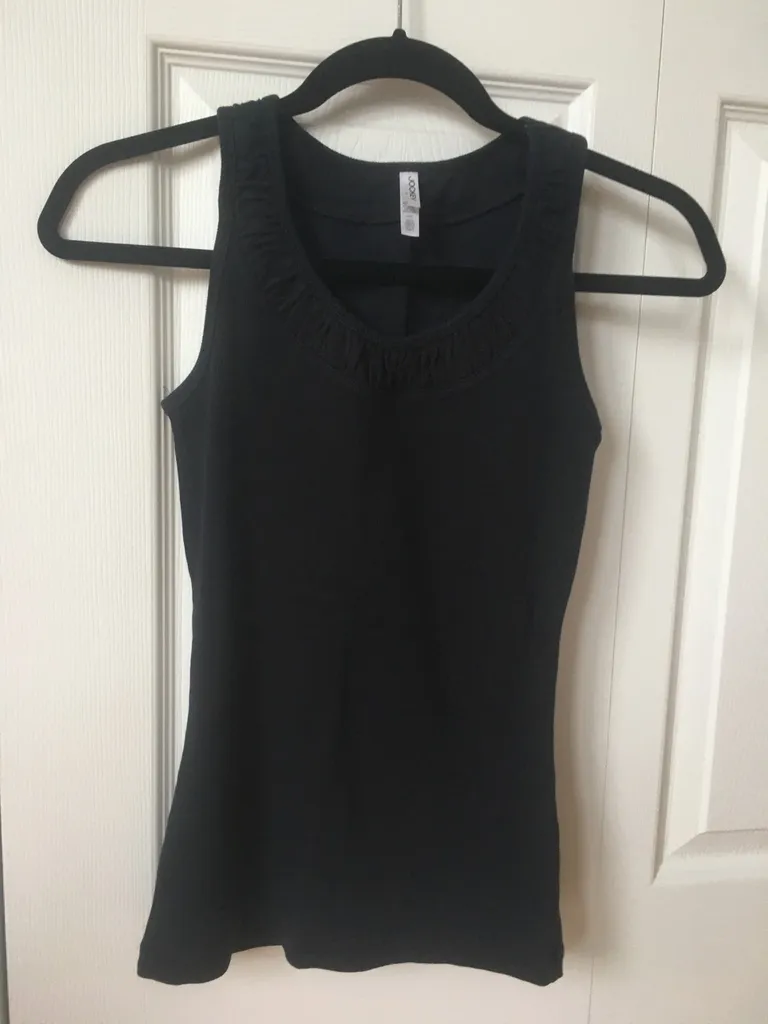 Black Tank ♻️ photo 1