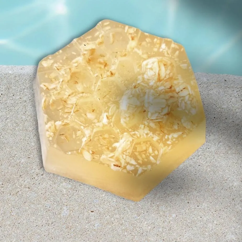 🐝🍯Honeycomb Bee Soap photo 1