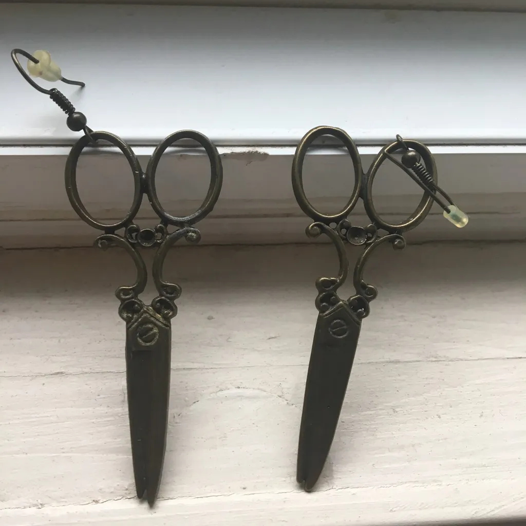 Scissor Earrings photo 1
