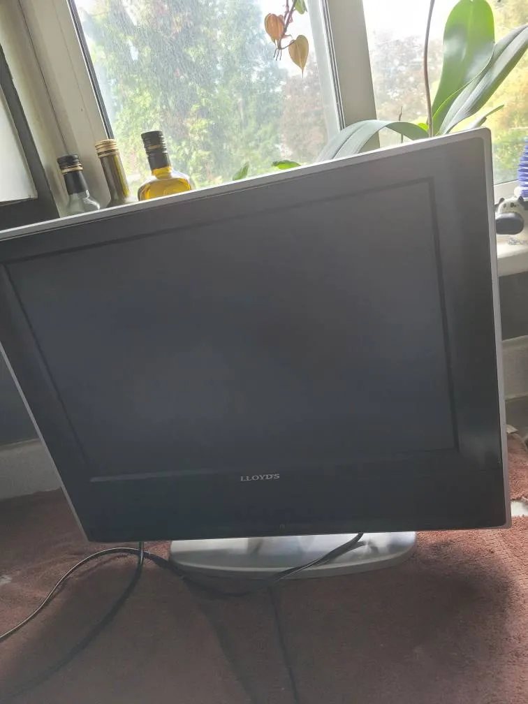 Computer Monitor photo 1