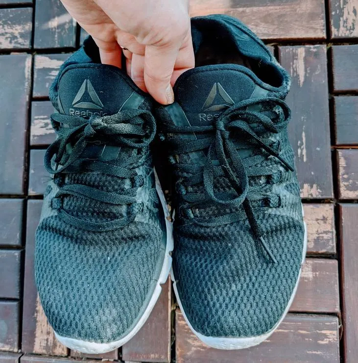 Reebok Size 7 Women's Running Shoes photo 1