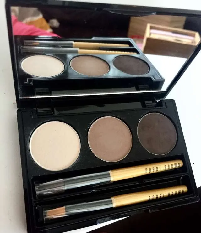 Bobbi Brown Shadow Basics photo 1