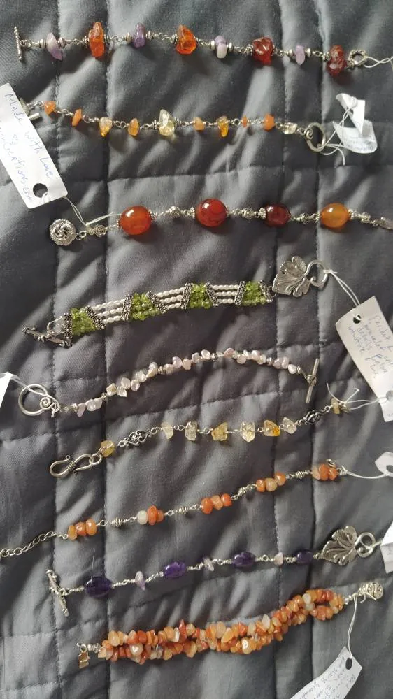 Gemstone Bracelets - New photo 1