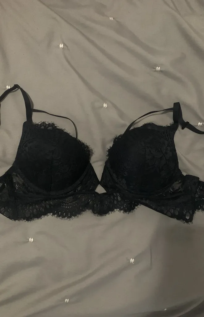NEW 34 B La Senza Push Up photo 1