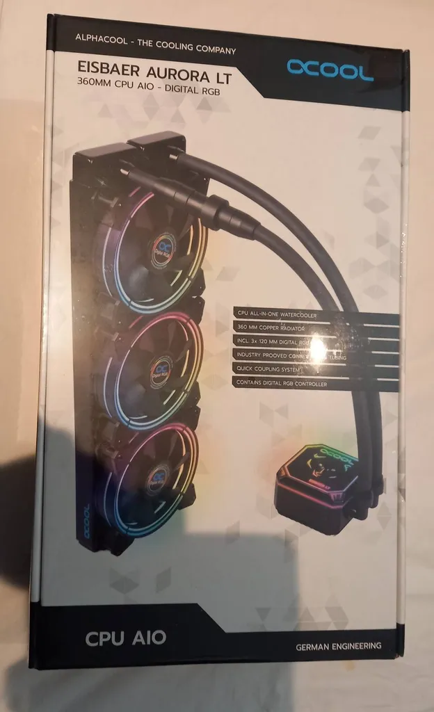 Alphacool AURORA LT 360mm CPU AIO photo 1