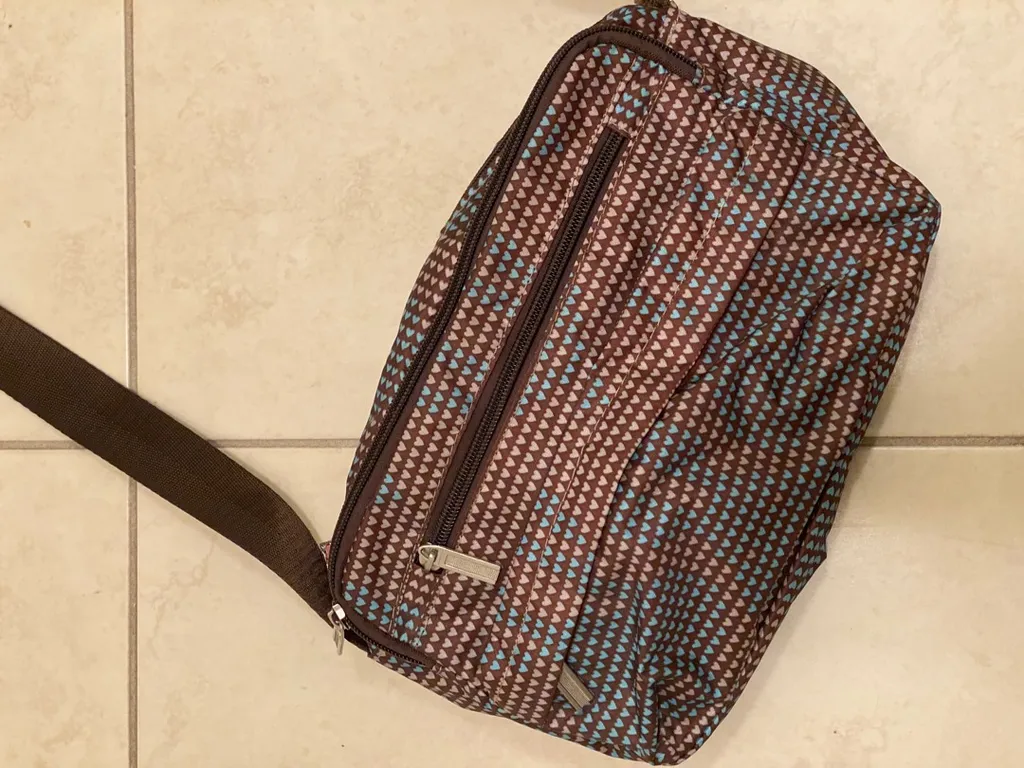 Cute Heart Messenger Bag photo 1