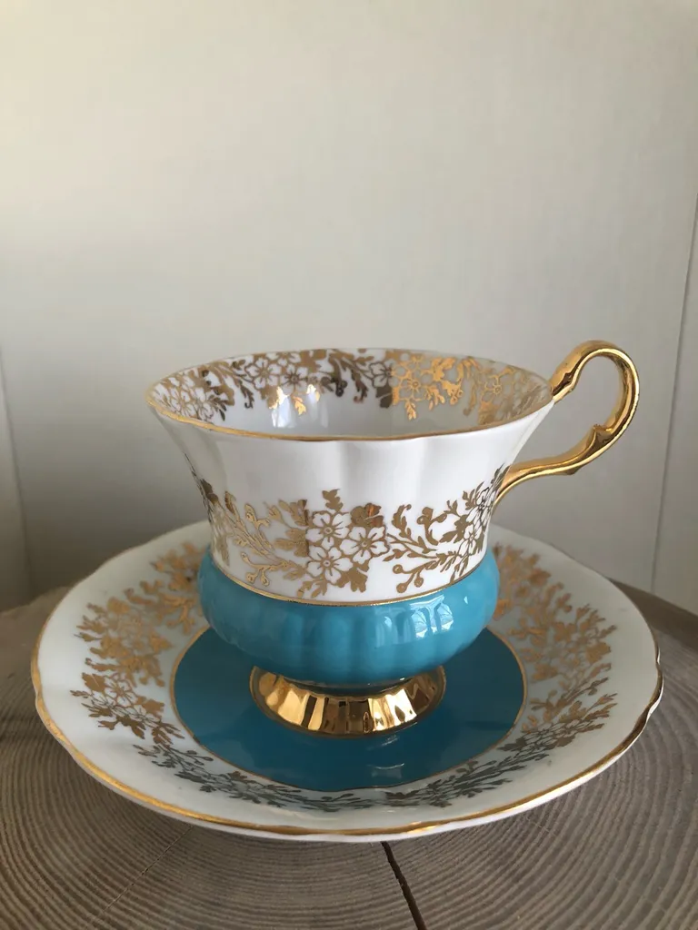 Vintage Teacup & Saucer photo 1