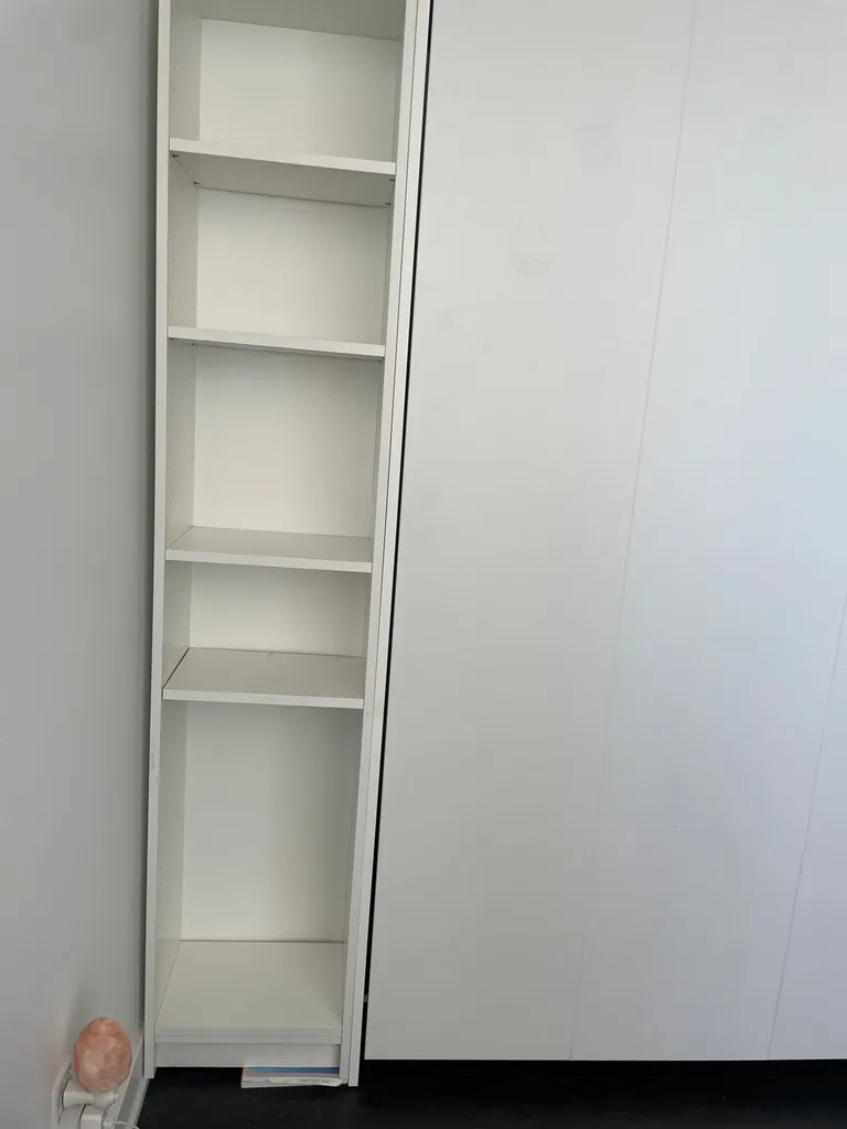 Billy Bookcase photo 1