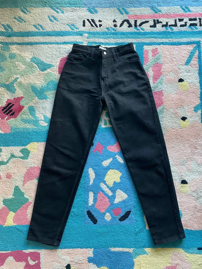 Vintage Guess Jeans (size 6) photo 1
