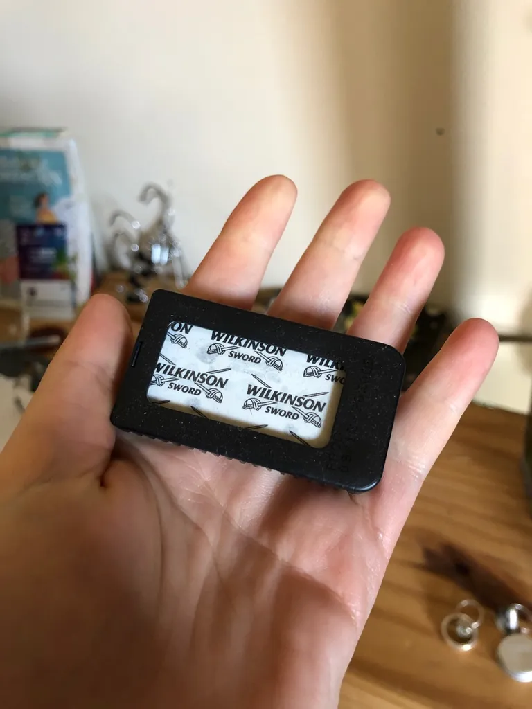 Wilkinson razor blades photo 1