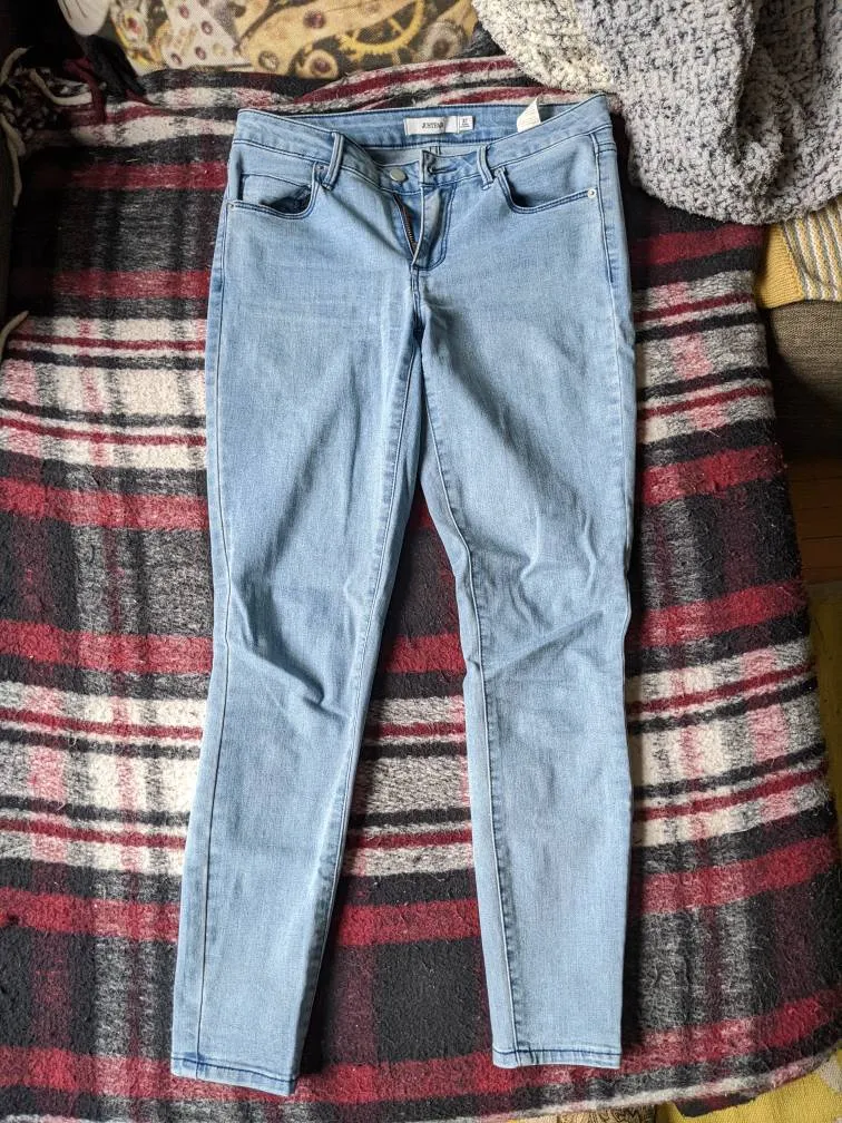 Skinny Jeans S (Size 27) photo 1
