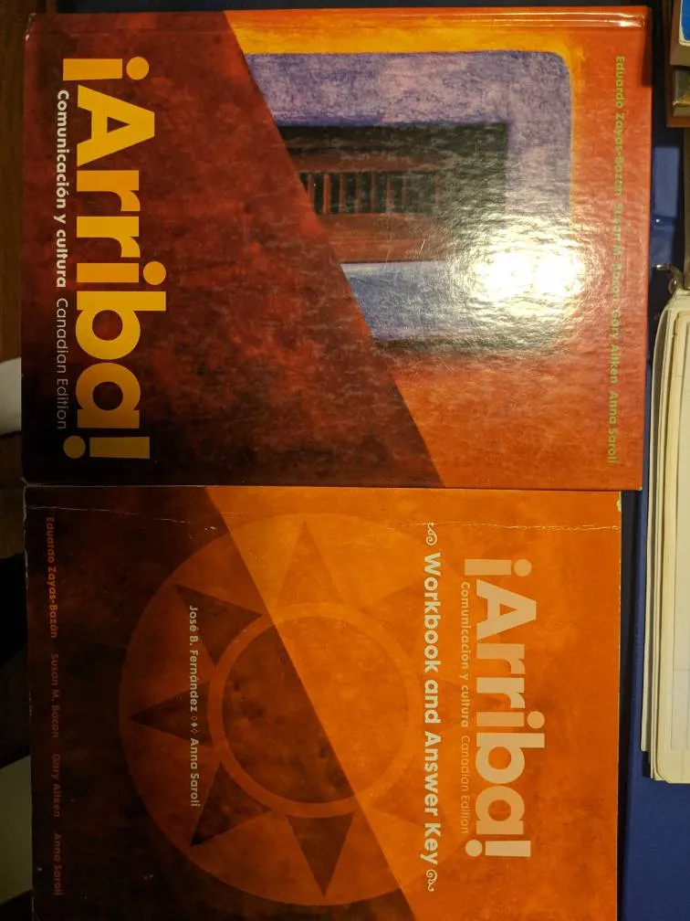 EUC Spanish Introductory Level Books photo 1