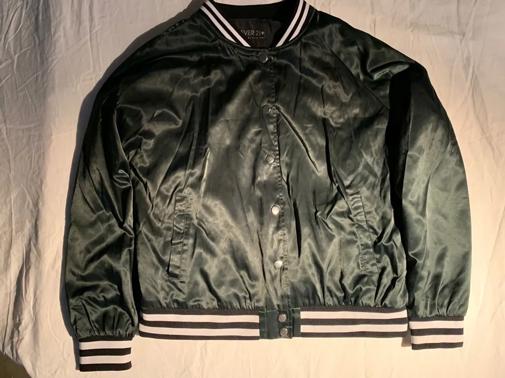 Silky Green Bomber photo 1