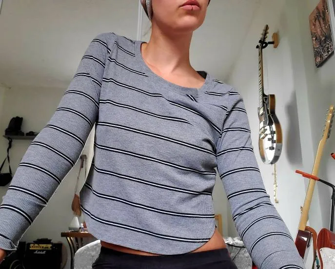 Striped Long Sleeve Crop photo 1