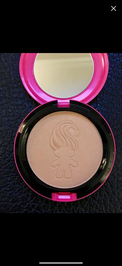 MAC - Good Luck Trolls - Beauty Powder - Glow Rida photo 1