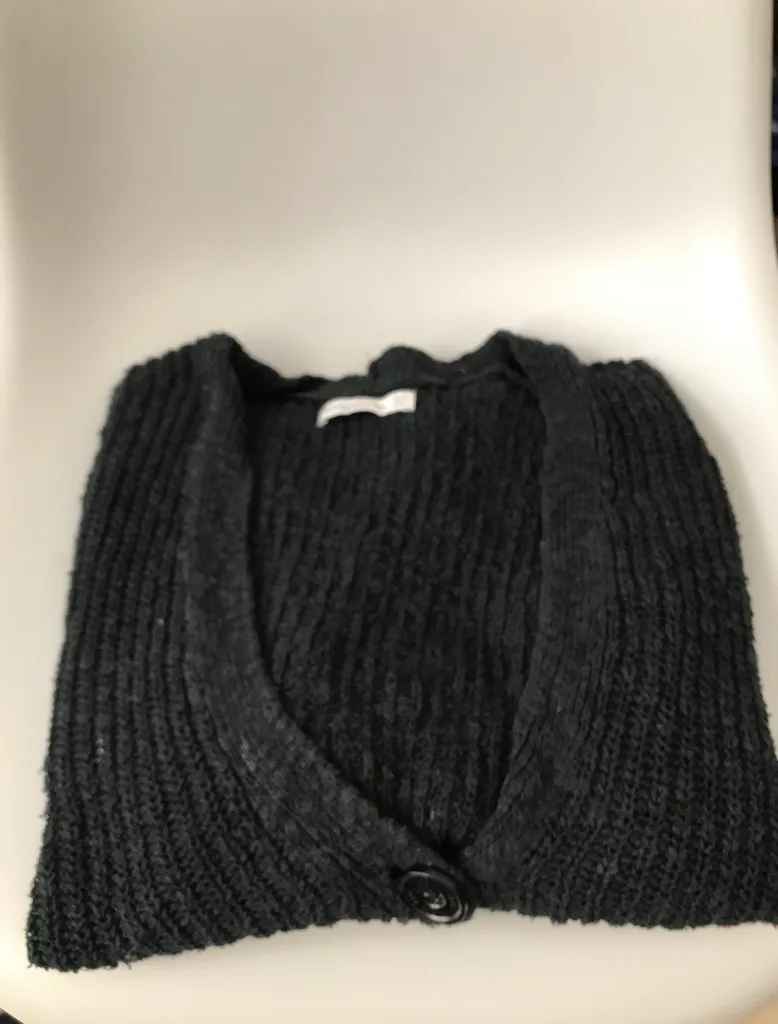 black cardigan photo 1