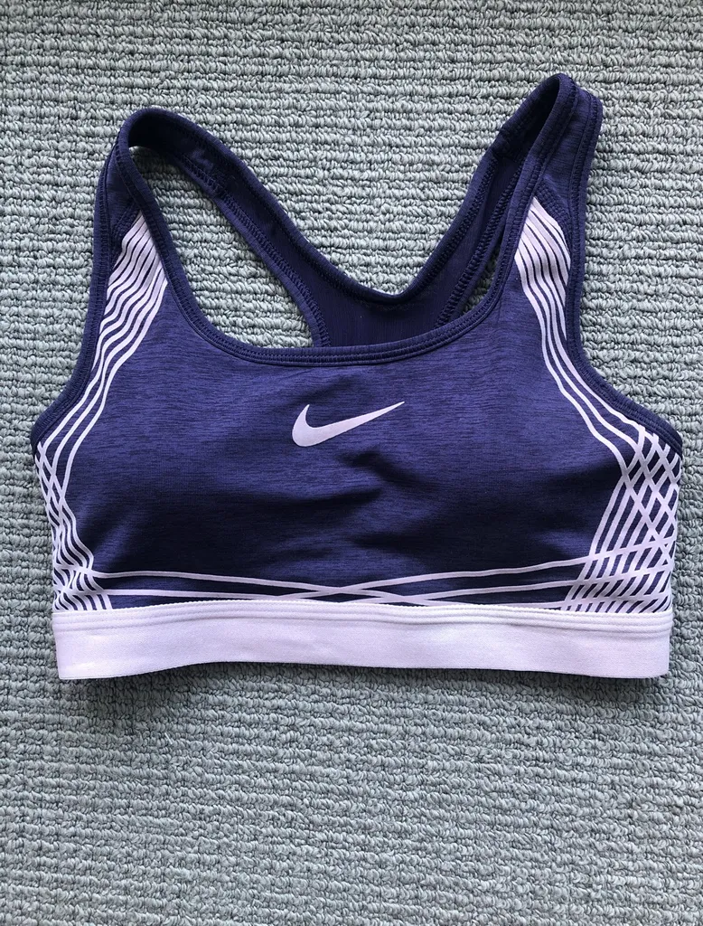 BNWOT Nike Sports Bra XS photo 1