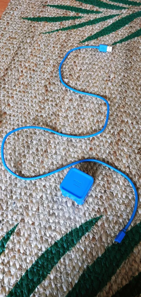 Micro USB adapter And Cable photo 1