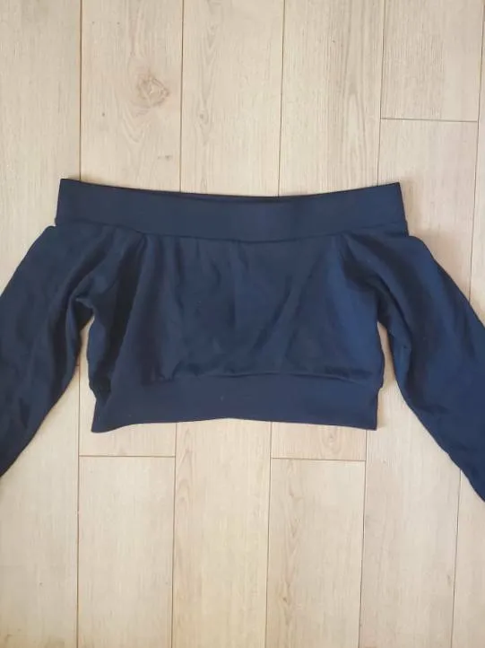 Crop Sweater photo 1