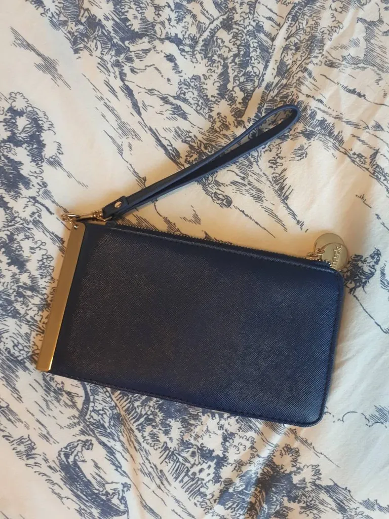 Purse/clutch photo 1