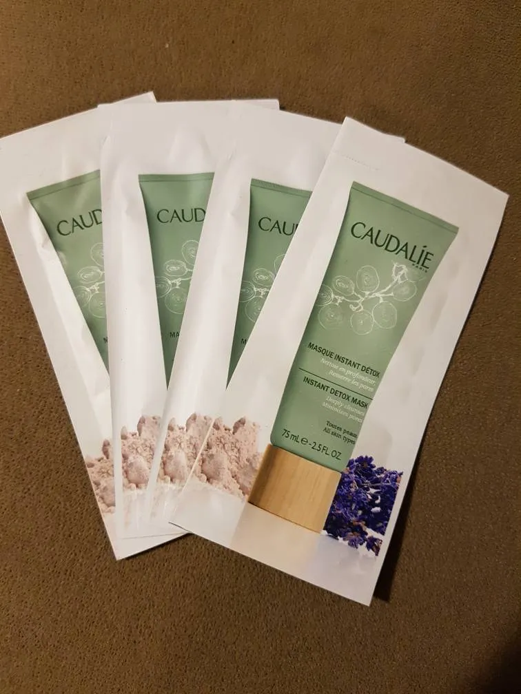 4 New Unused 3 Ml Caudalíe Instant Detox Mask Samples photo 1