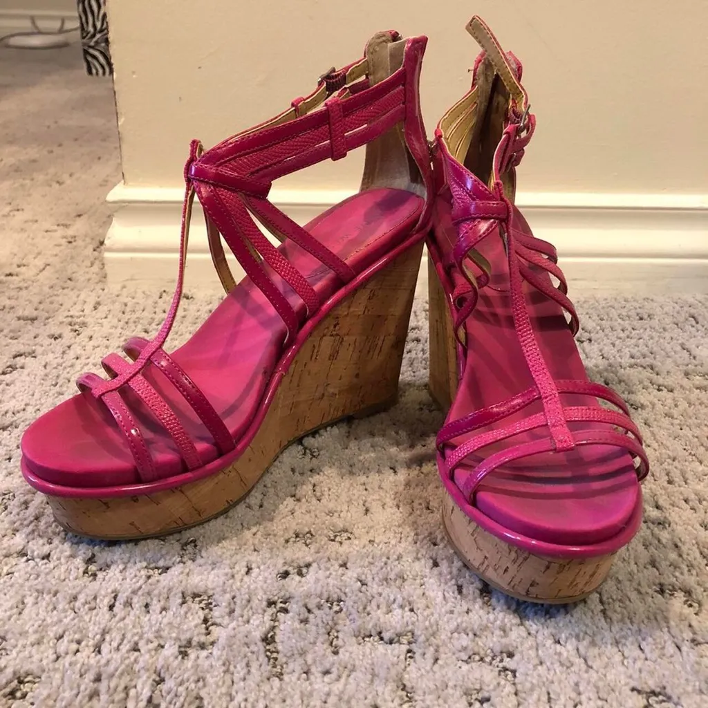 Pink Wedges photo 1