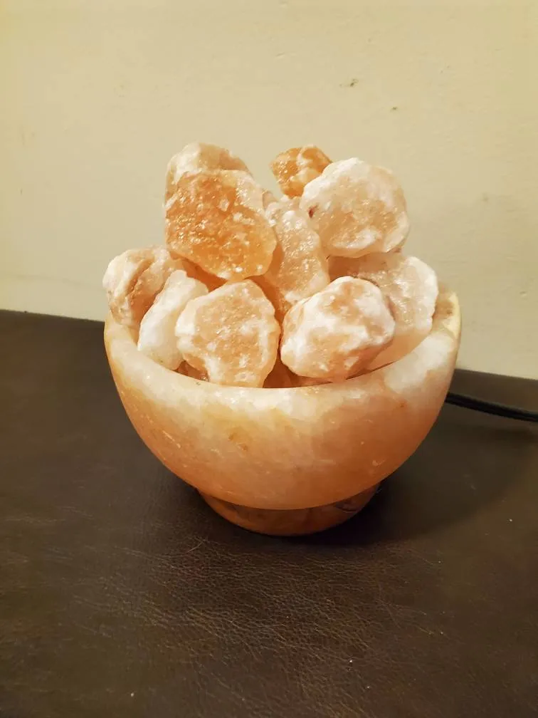 Himalayan Salt Lamp photo 1