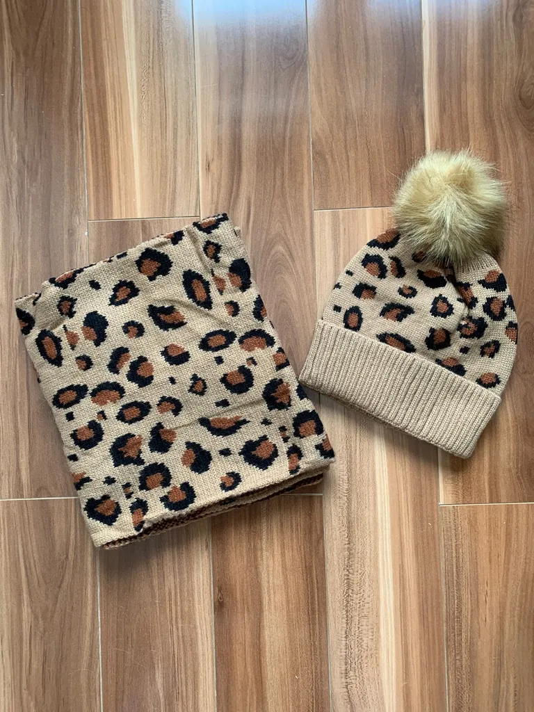 Winter Hat And Scarf Set photo 1