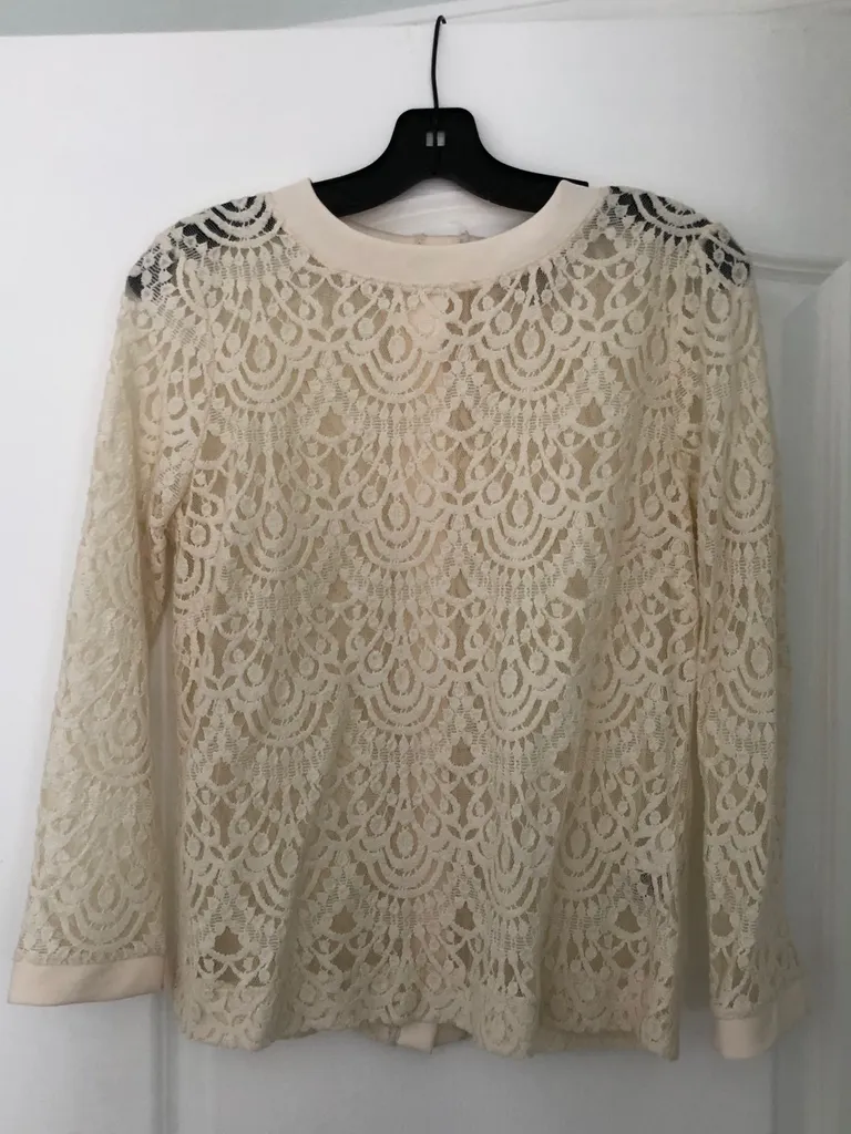 Cream Lace Top With Back-button Detail photo 1