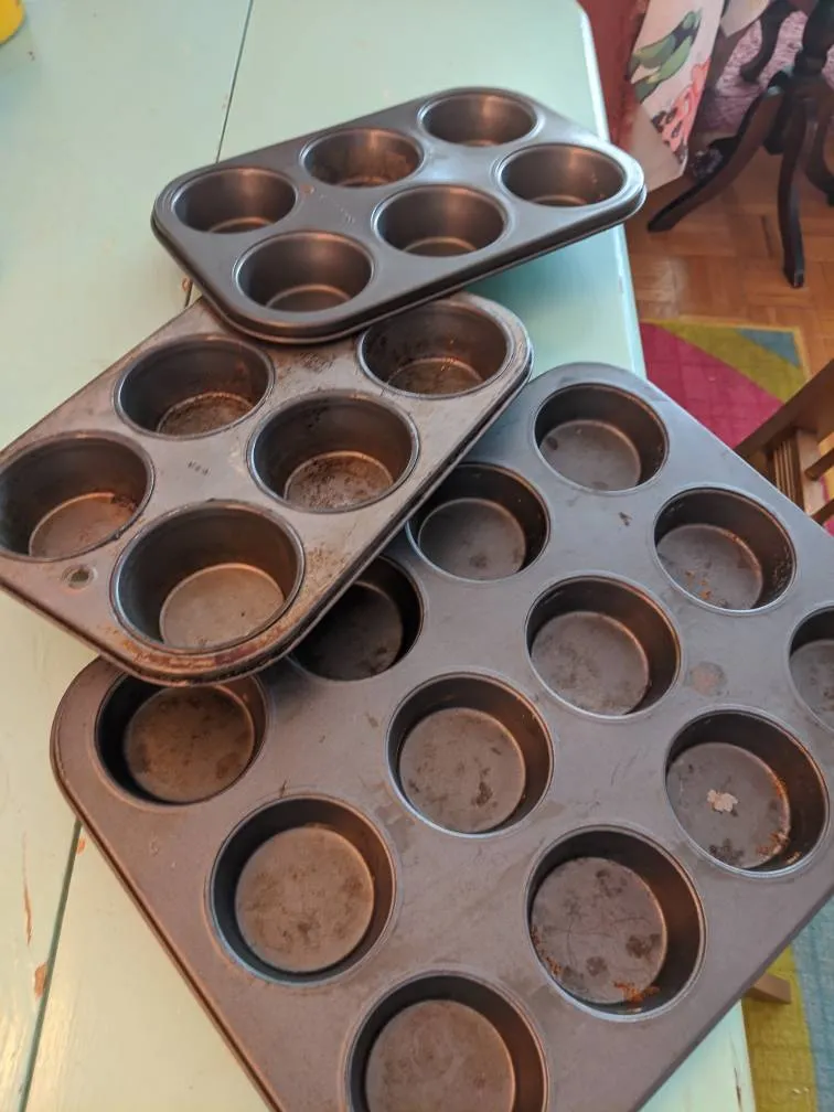 Muffin/Cupcake Pans photo 1