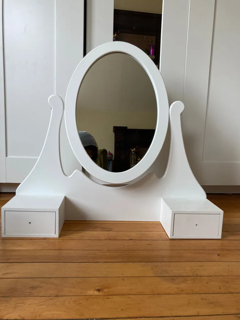 Vanity Mirror photo 1