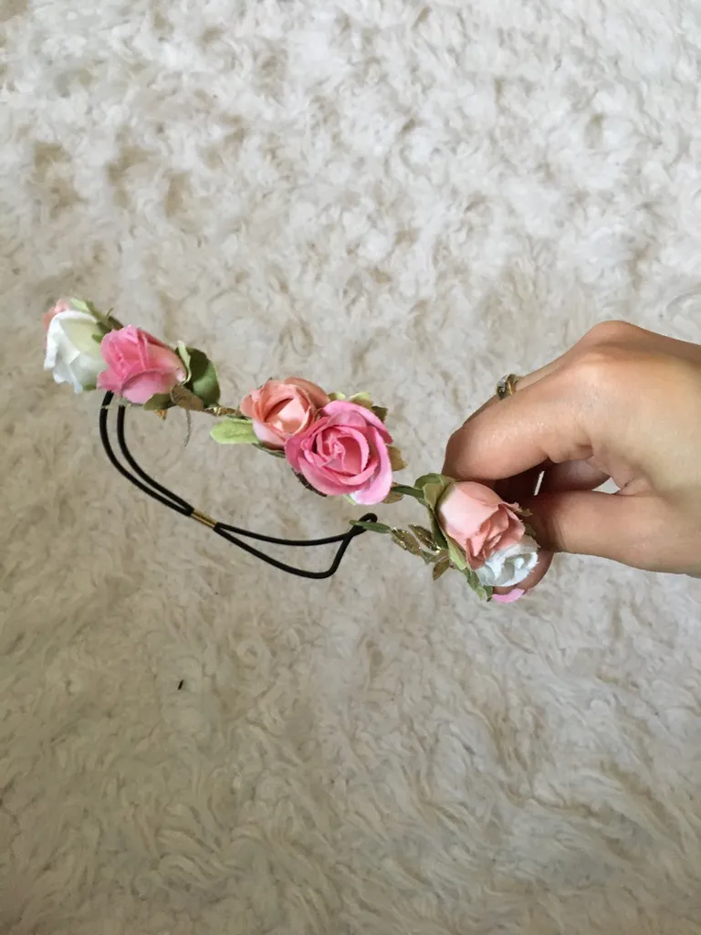 Elastic Faux Floral Headband photo 1