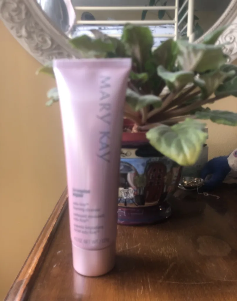 BN Mary Kay Face wash photo 1