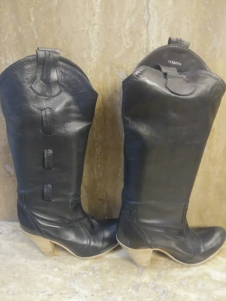 Very Soft Black Cowboy Boots photo 1