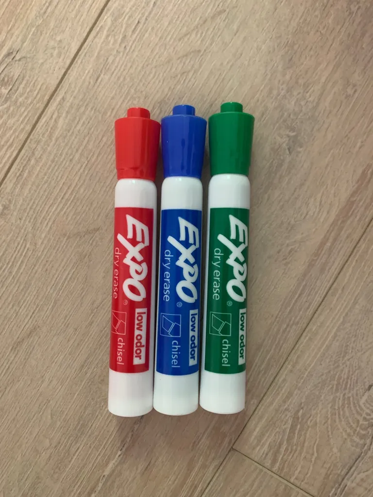 Dry Erase Markers photo 1