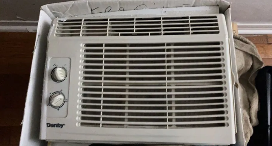 Air Conditioner photo 1