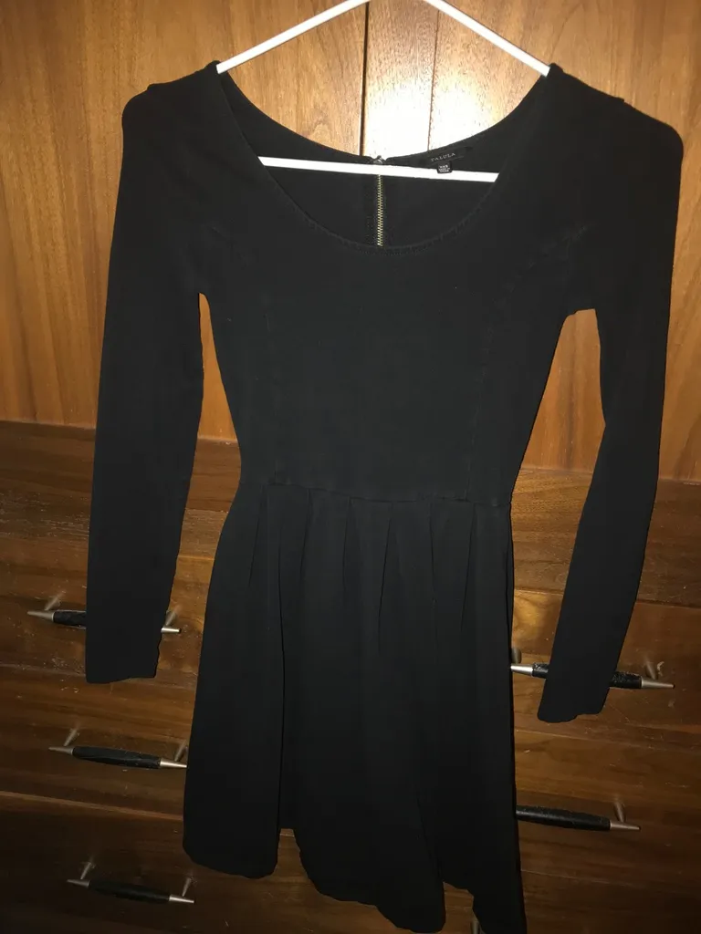 XXS Aritzia Dress photo 1