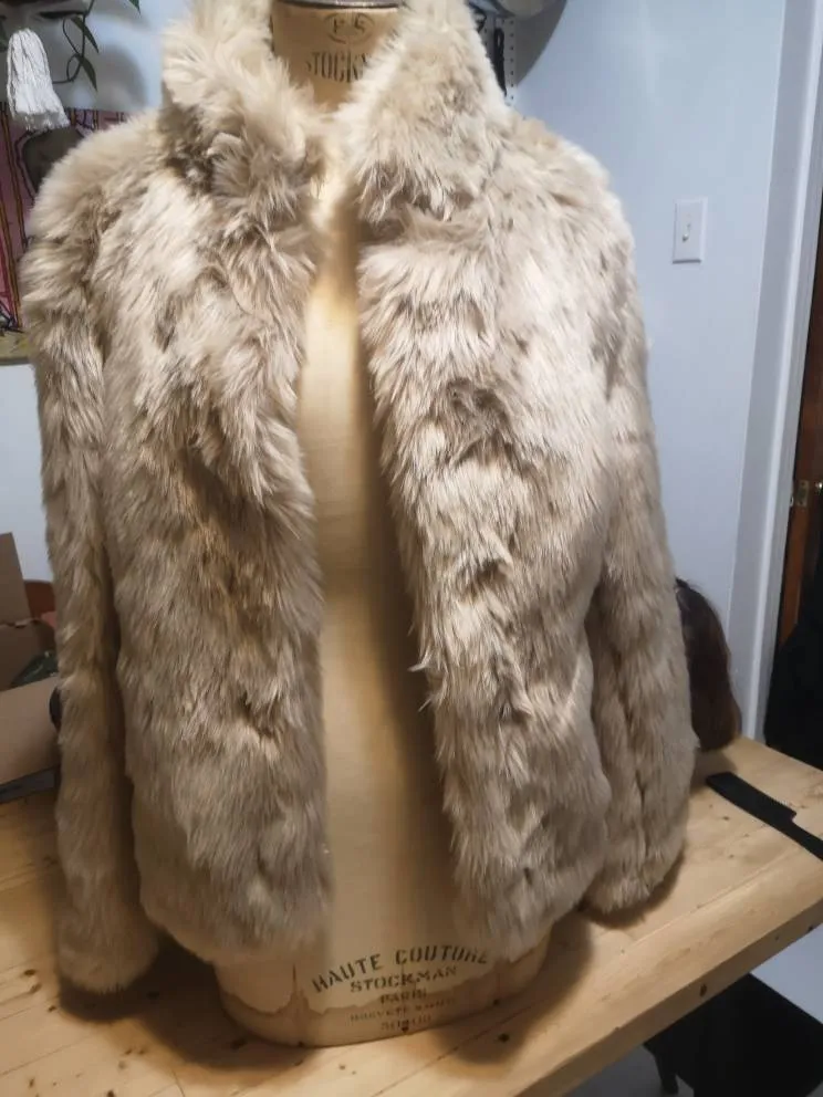 SUZY SHIER | Faux Fur Jacket | Size Small photo 1