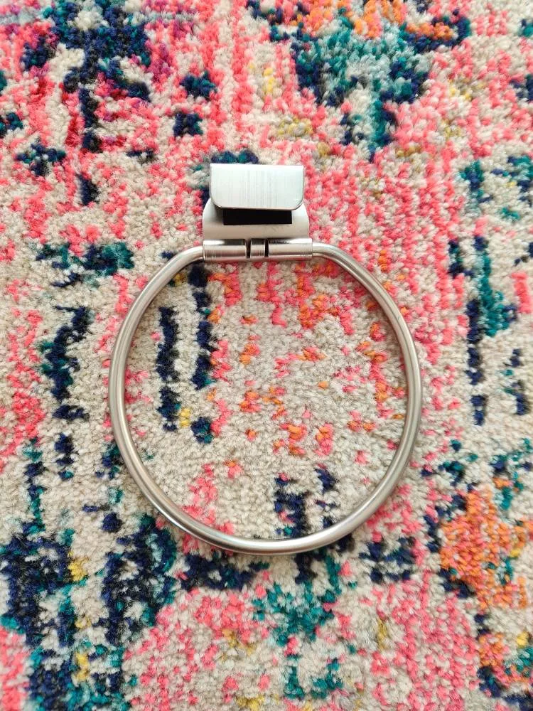 Towel Holder photo 1