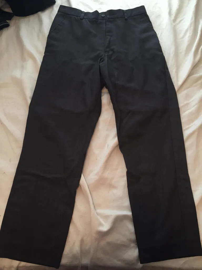 Basic grey pants photo 1