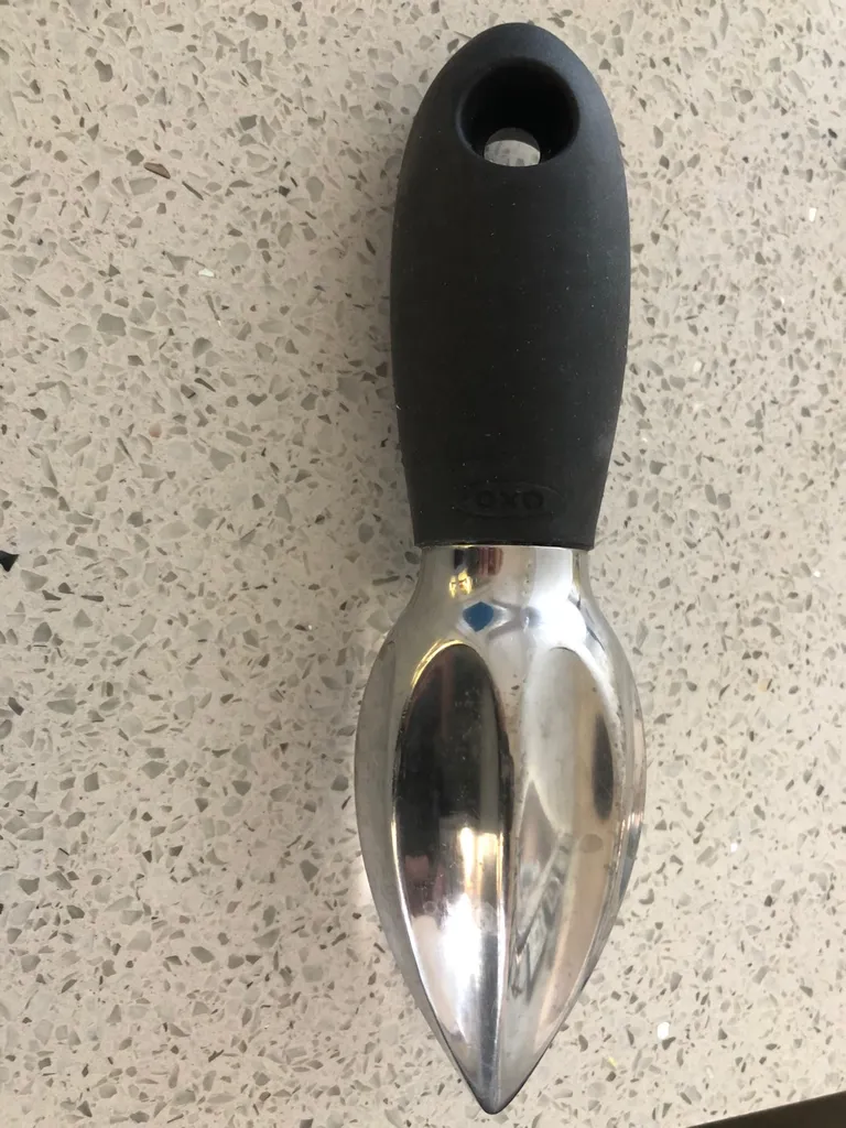 Oxo Good Grips Citrus Reamer photo 1