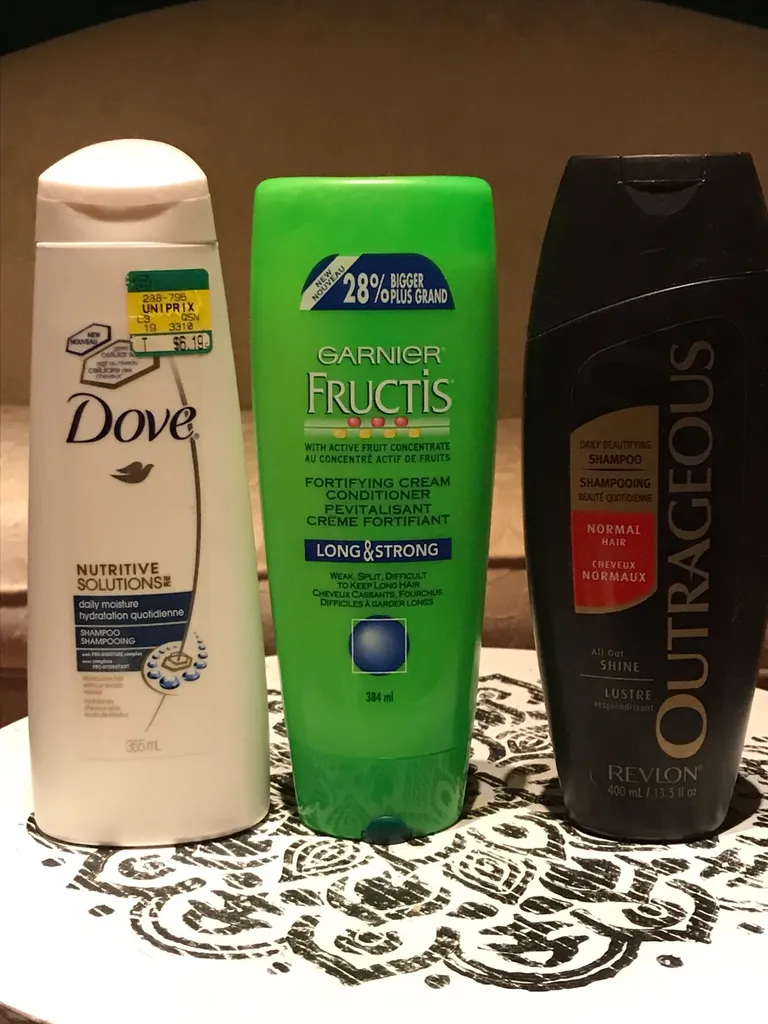 Assorted Shampoo And Conditioner photo 1