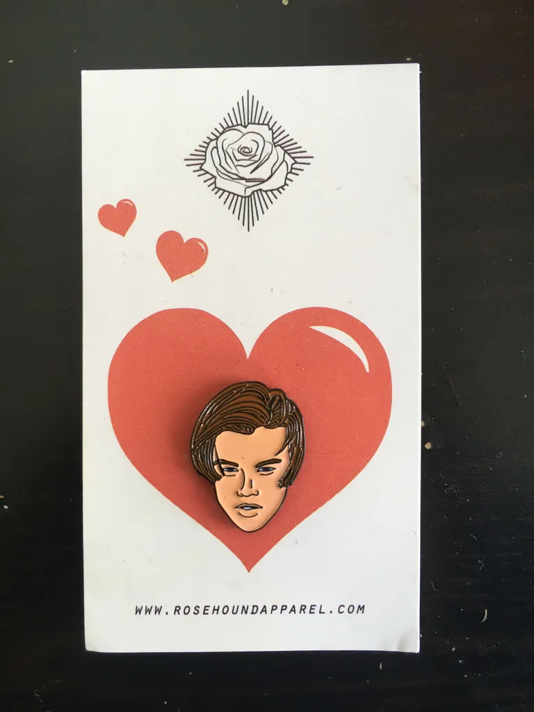 BNIP 90's Leo Pin photo 1