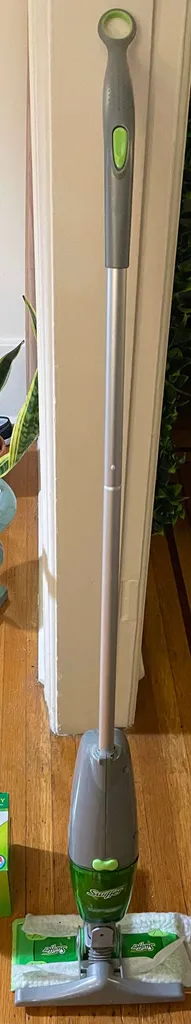 swiffer wet mop and dry pads photo 1