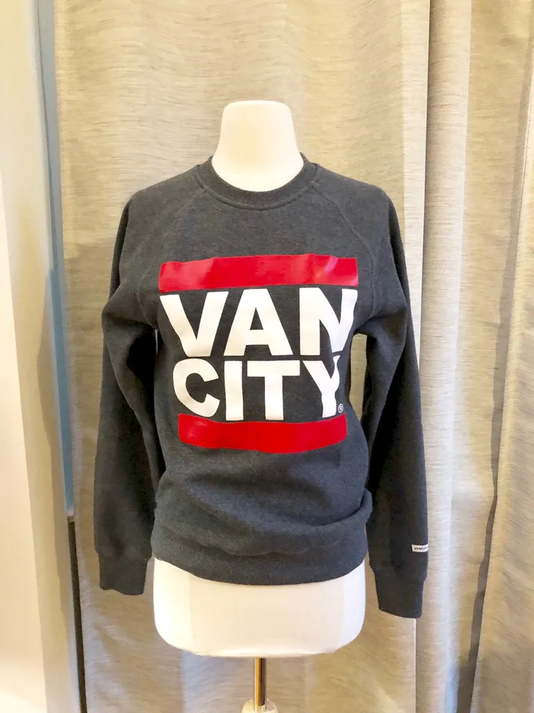 VANCITY ORIGINAL Classic Fit UnDMC Crew Sweatshirt - XS photo 1